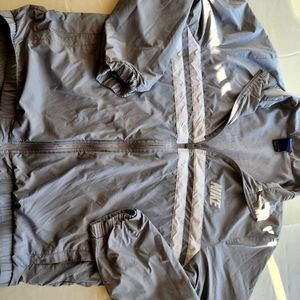 Nike wind breaker